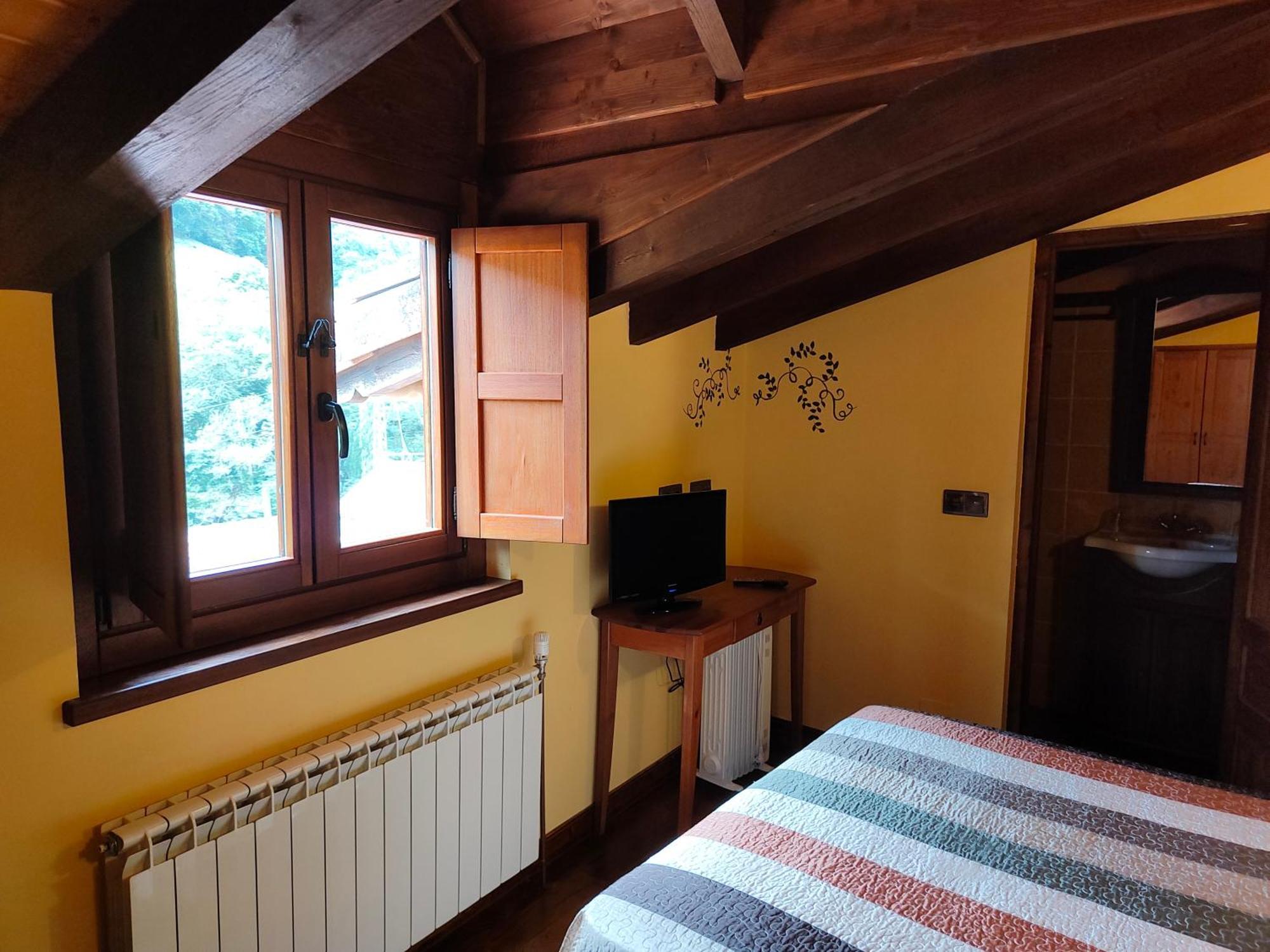Hotel Dona Gaudiosa Pola de Lena Dış mekan fotoğraf